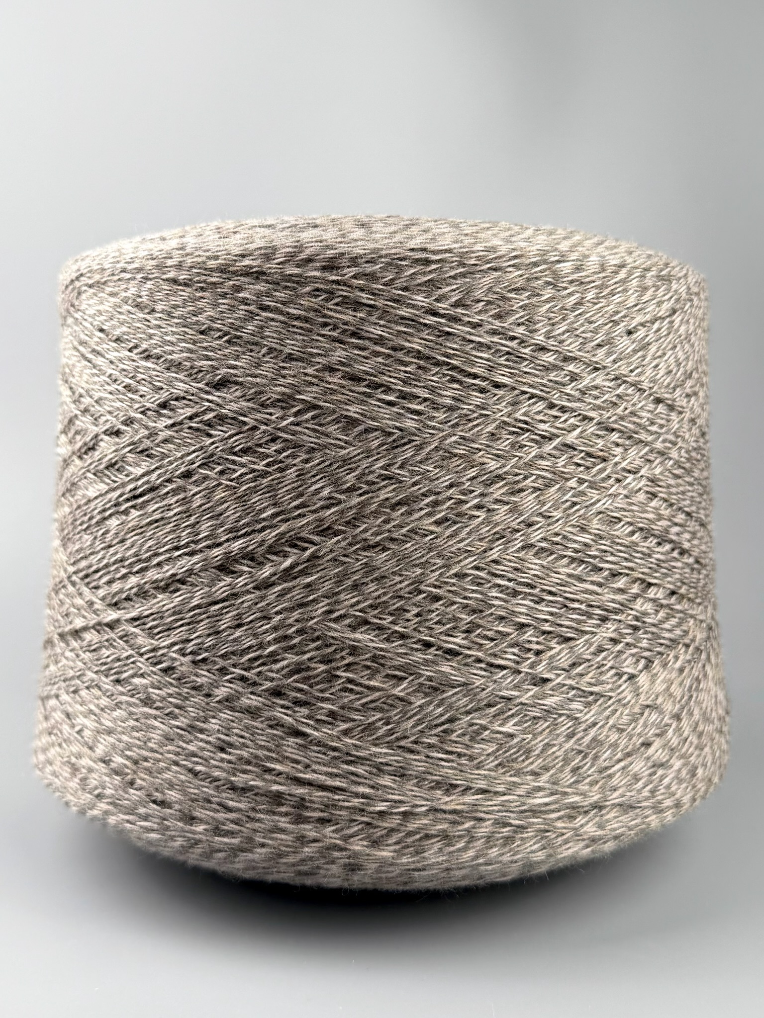 Botto Poala Art. Camargue 2/15 – Merino Supergeelong mouliné Garn col. C442 Grau-Beige foto 2